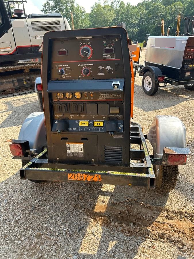 2022 Lincoln Electric LE400 Kubota V1505, Trlr, Cable Rack, Light Kit, ES Decals, T3