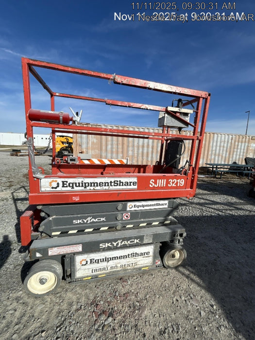 2019 Skyjack SJIII-3219 Standard Options, Trojan Batteries