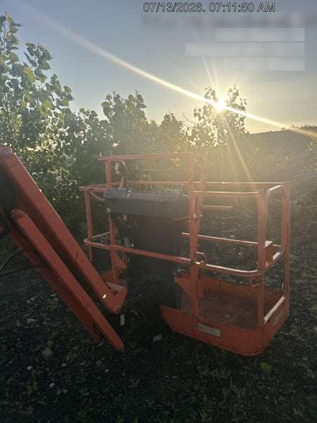 2019 JLG 450AJ