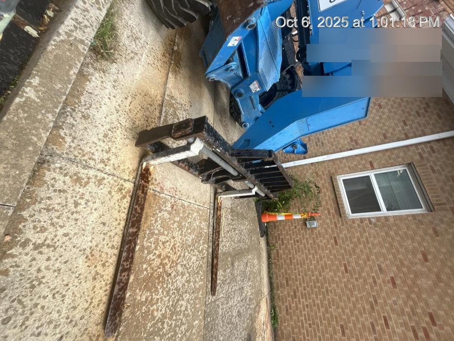 2019 Genie GTH-1056 Canopy, Solid RT Tires, LED Work Lights, Beacon 60" QA Carriage, 60" Forks