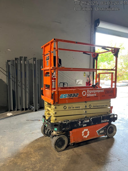 2022 JLG ES1932
