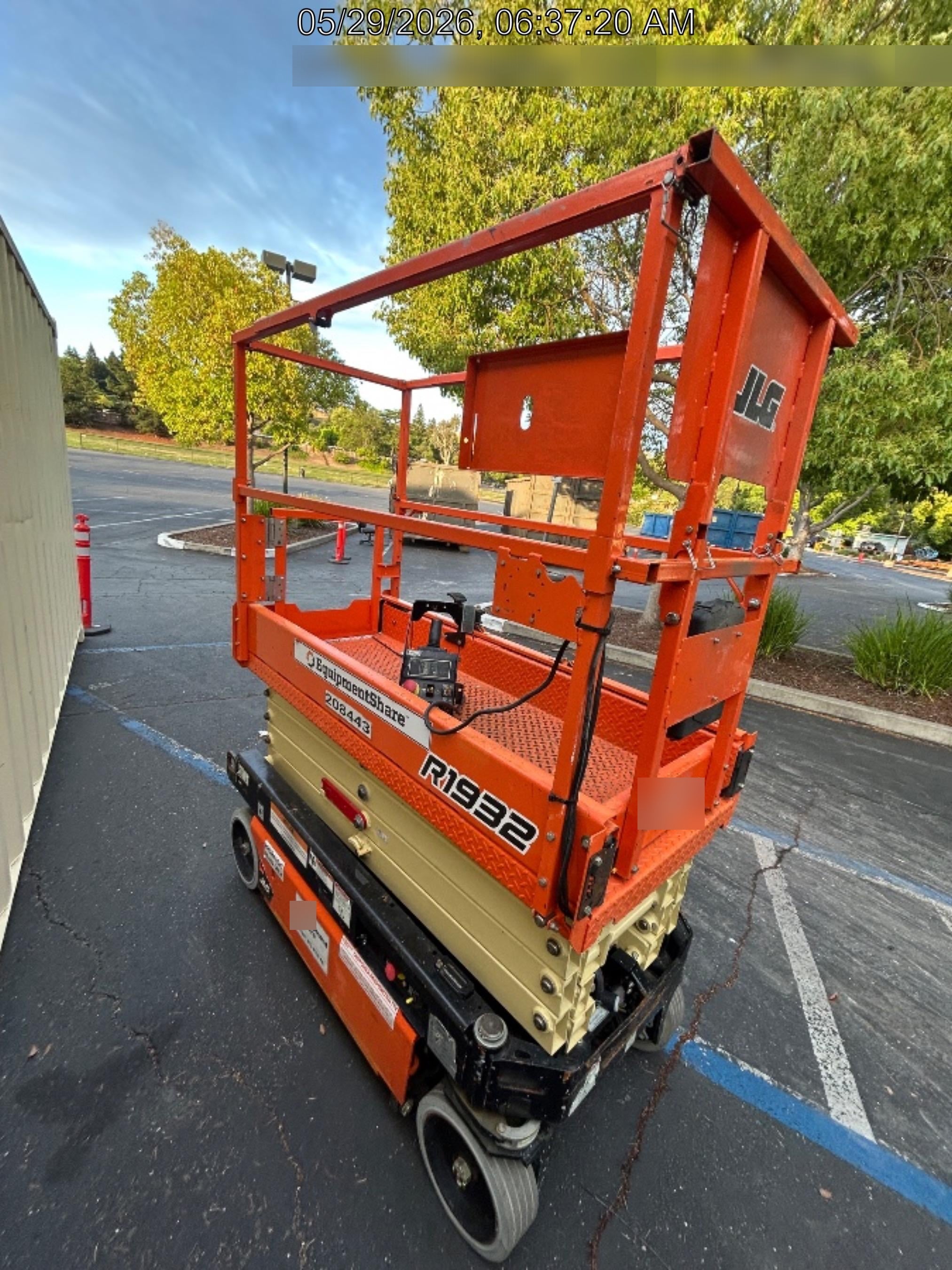2022 JLG R1932