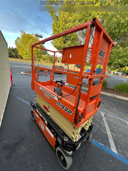 2022 JLG R1932