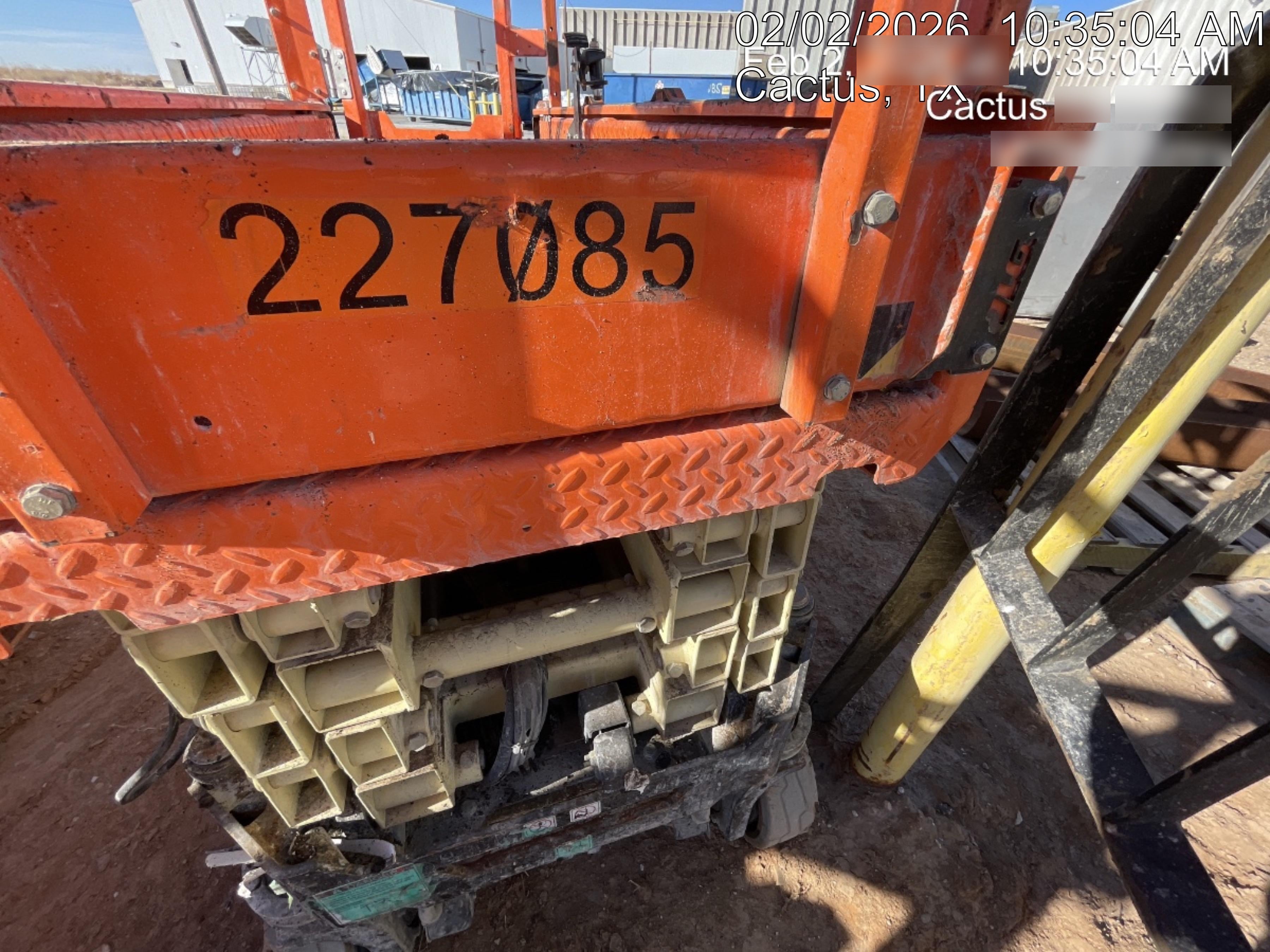 2022 JLG ES1932