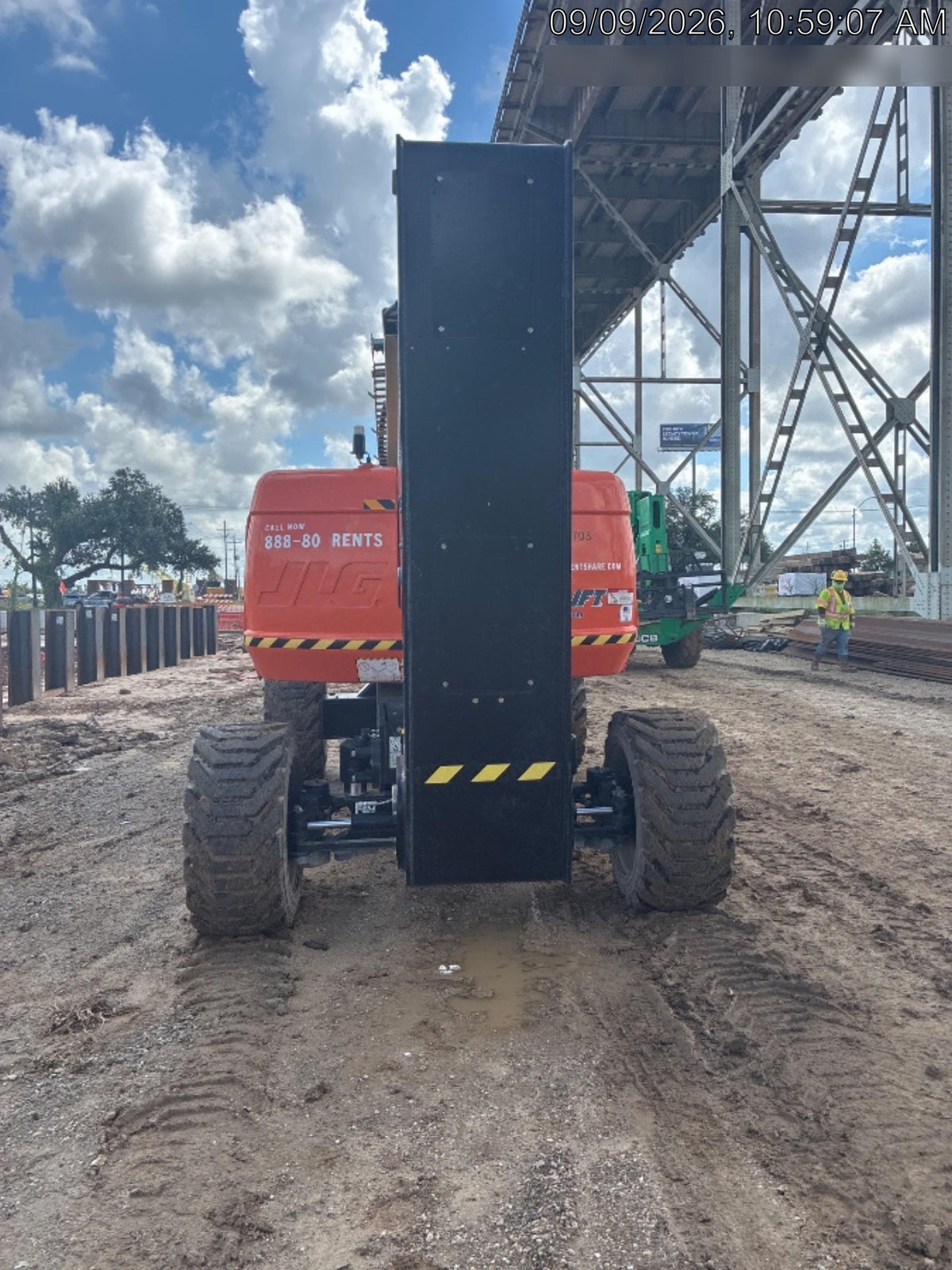 2025 JLG 800AJ