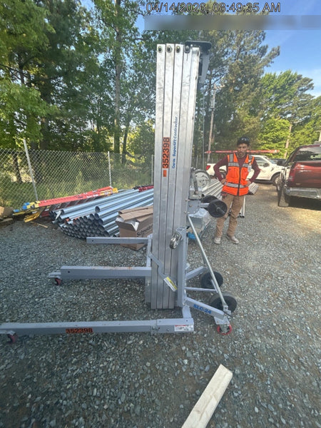 2023 GENIE SLC-24