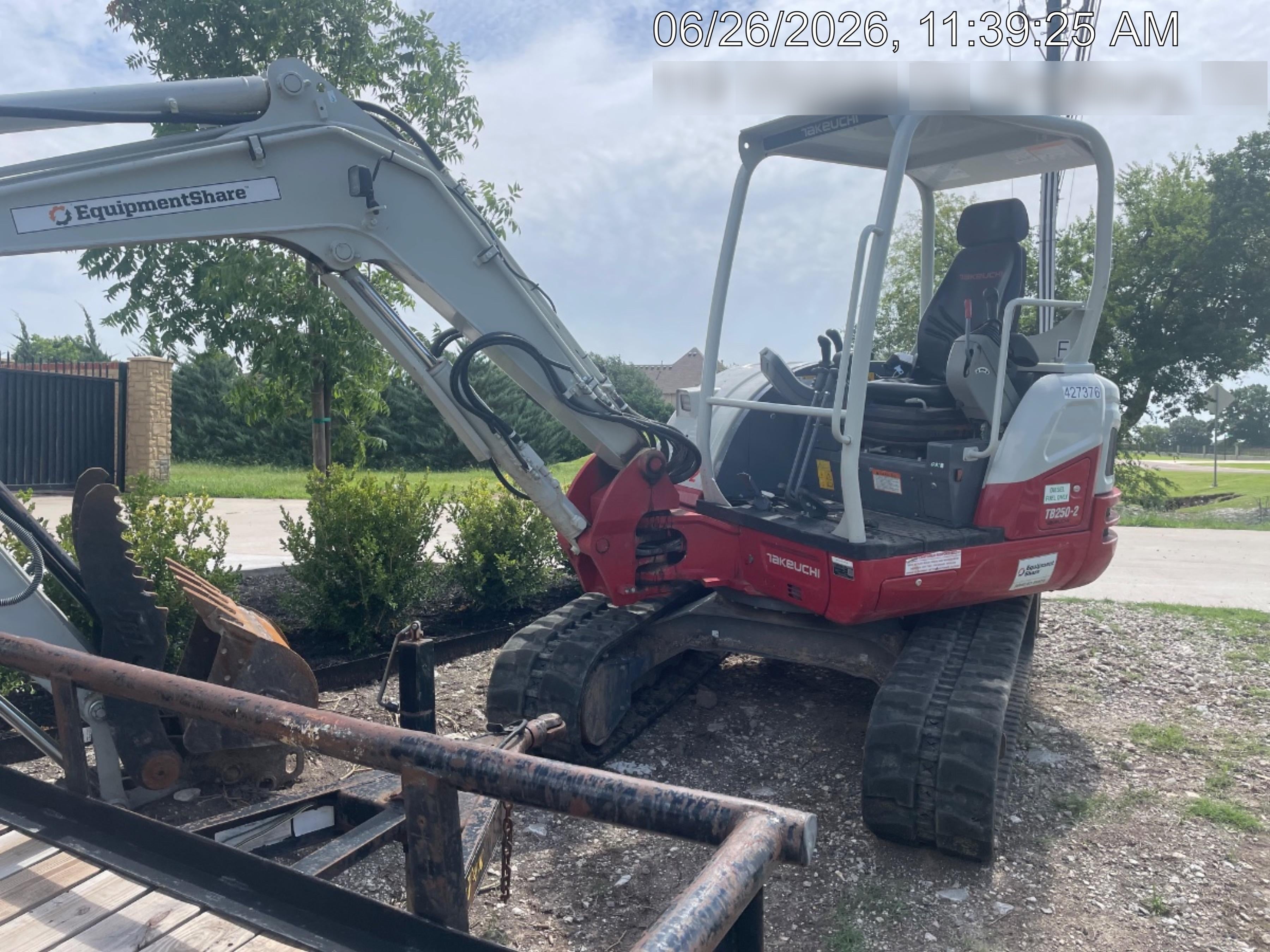 2024 TAKEUCHI TB250-2R