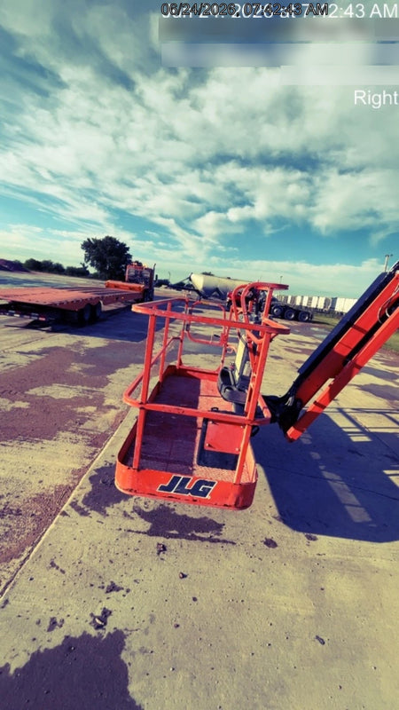 2021 JLG 800AJ
