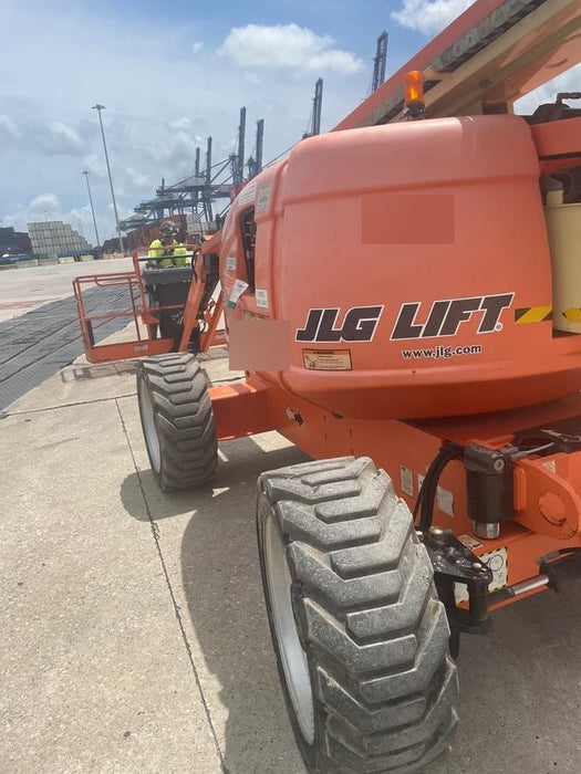 2019 JLG 600AJ