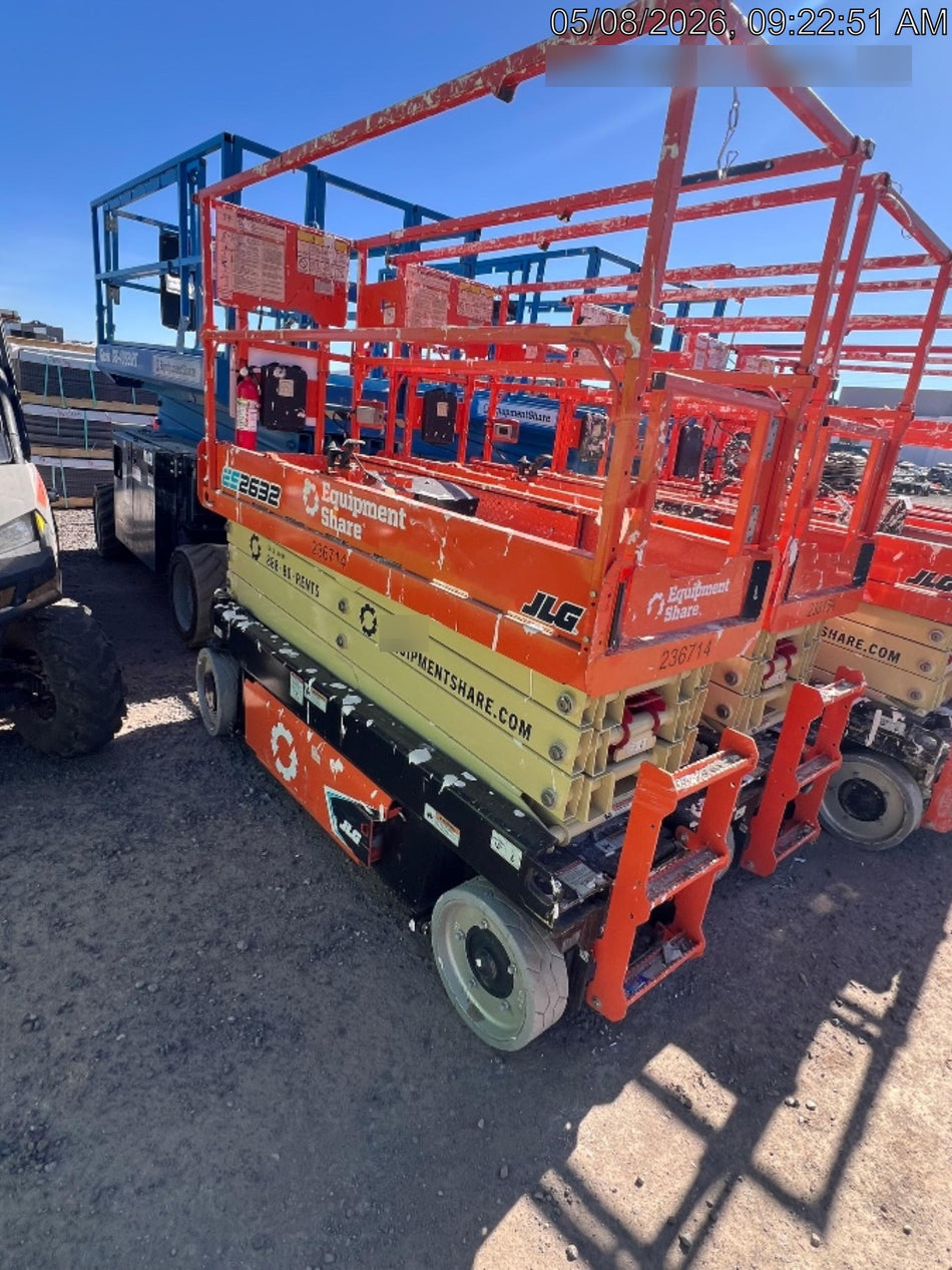 2022 JLG ES2632