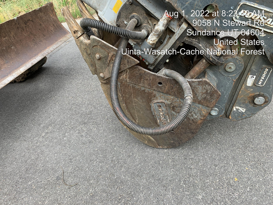 2020 DOOSAN 30" Bucket - Doosan