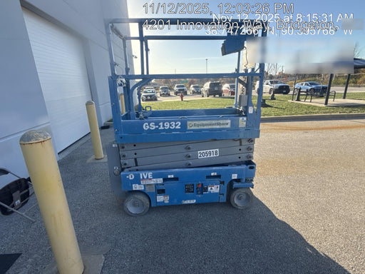 2020 Genie GS-1930 Solid Non Marking Tires, Beacon, Folding rails with half height swing gate