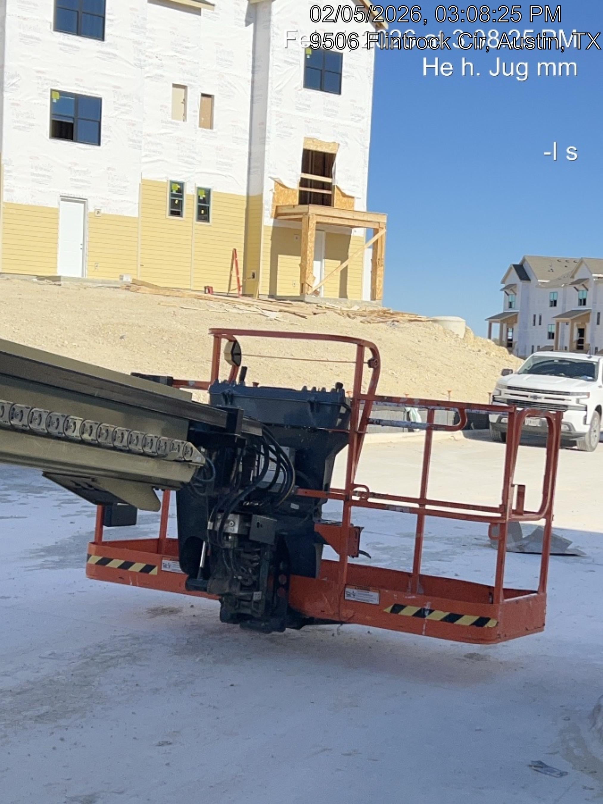 2023 JLG 600S
