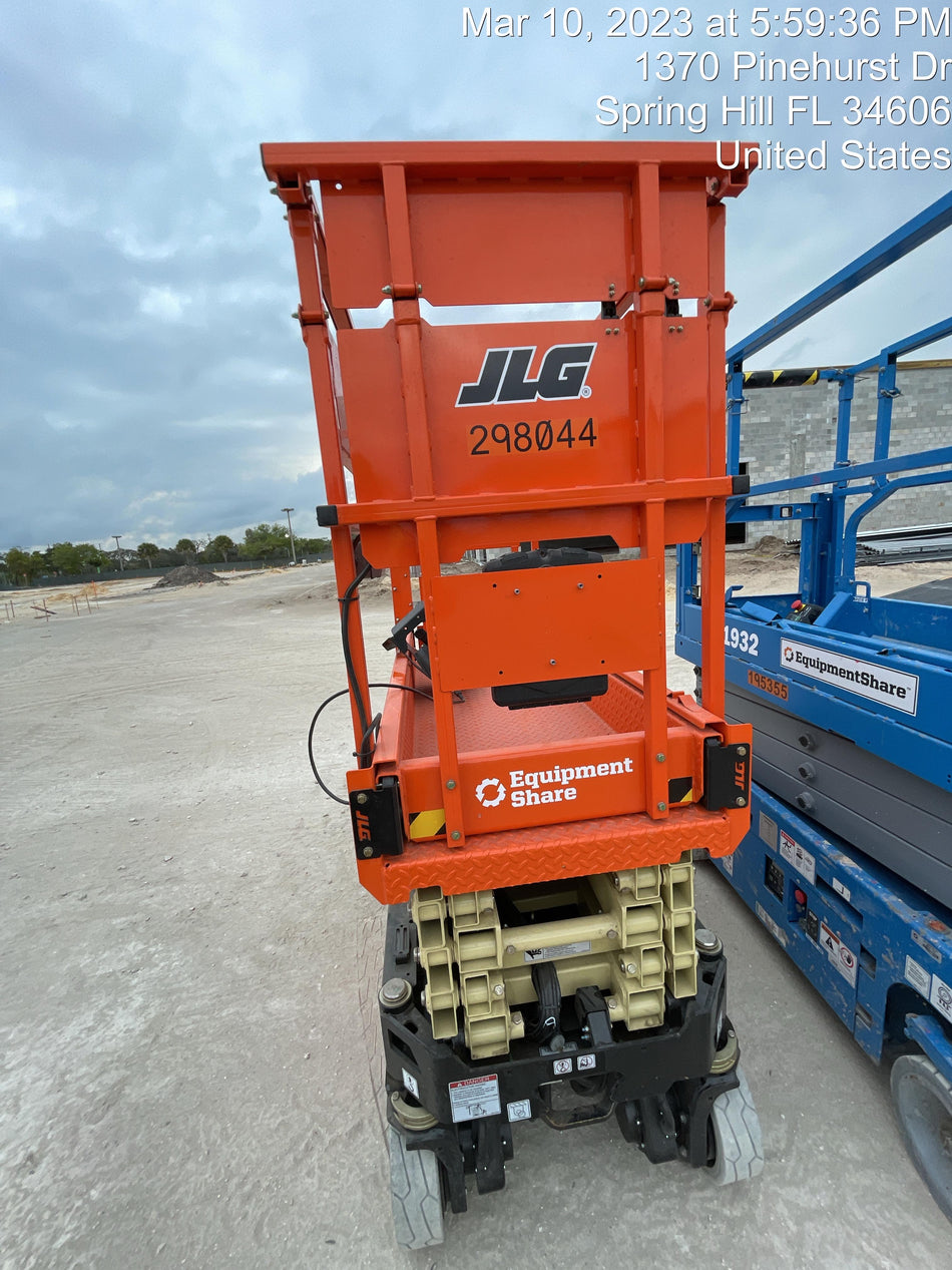2023 JLG ES1932