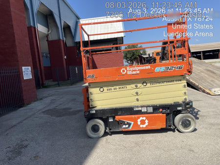 2022 JLG ES3246