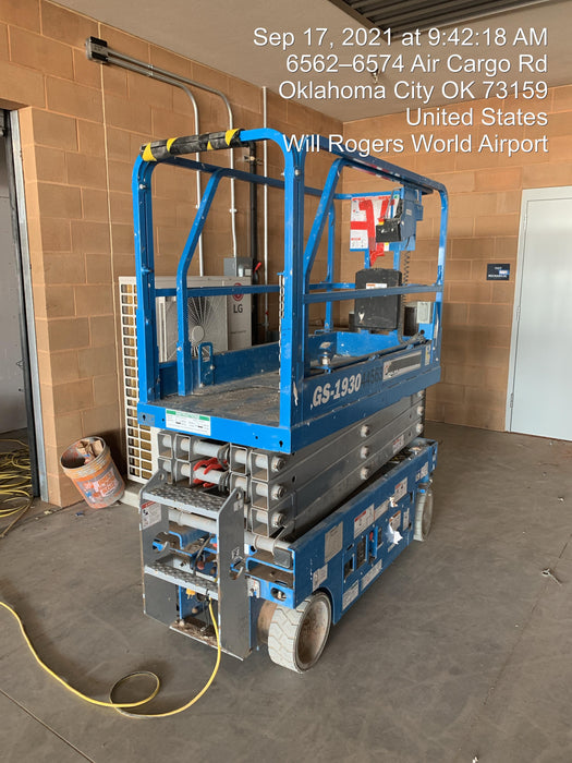 2019 Genie GS-1930 Fixed rails with chain Entry