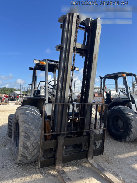 2019 CASE 588H