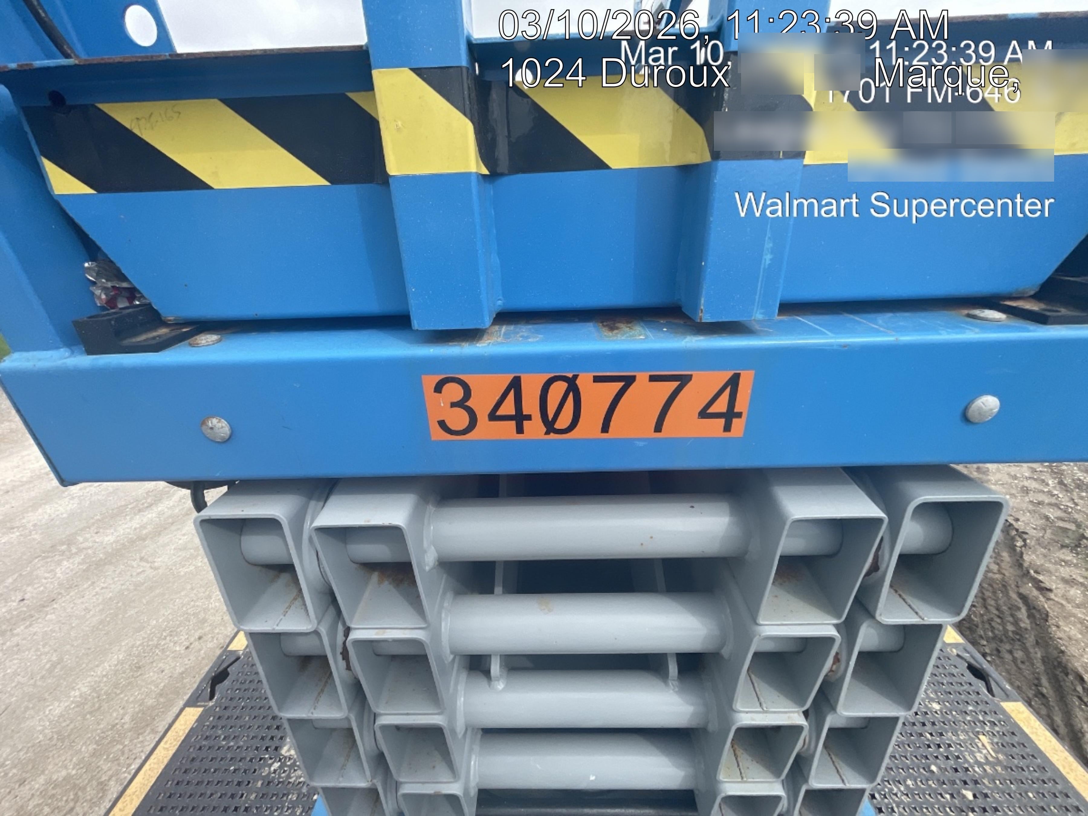 2023 GENIE GS-3232
