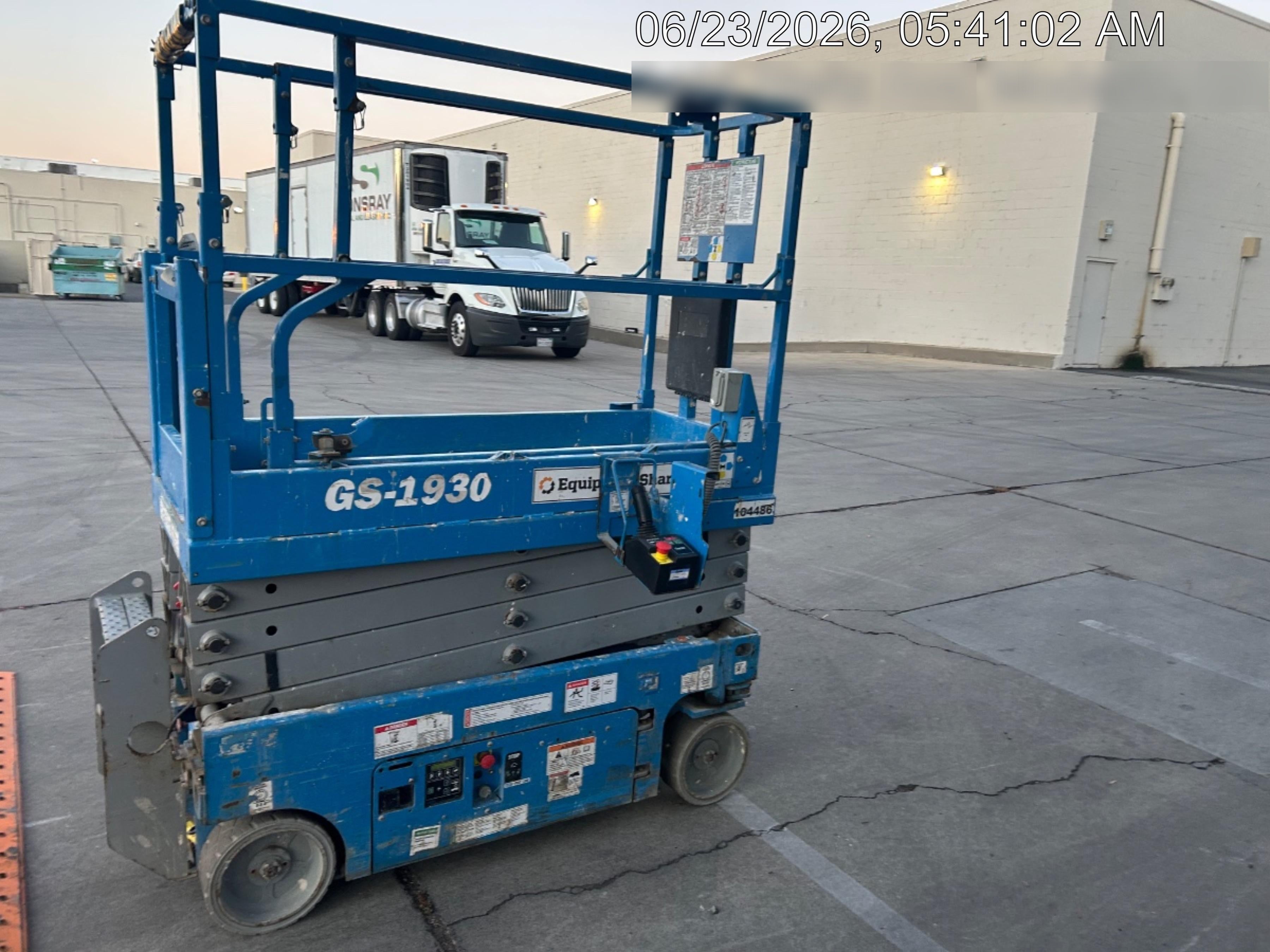2020 Genie GS-1930 Solid Non Marking Tires, Beacon, Folding rails with half height swing gate, 800W Inverter
