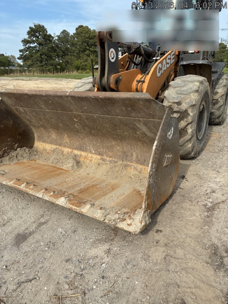 2022 CASE 821G