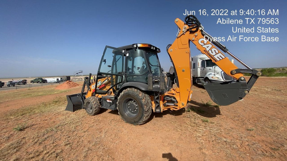 2022 CASE 580N EP - Extendable Backhoe