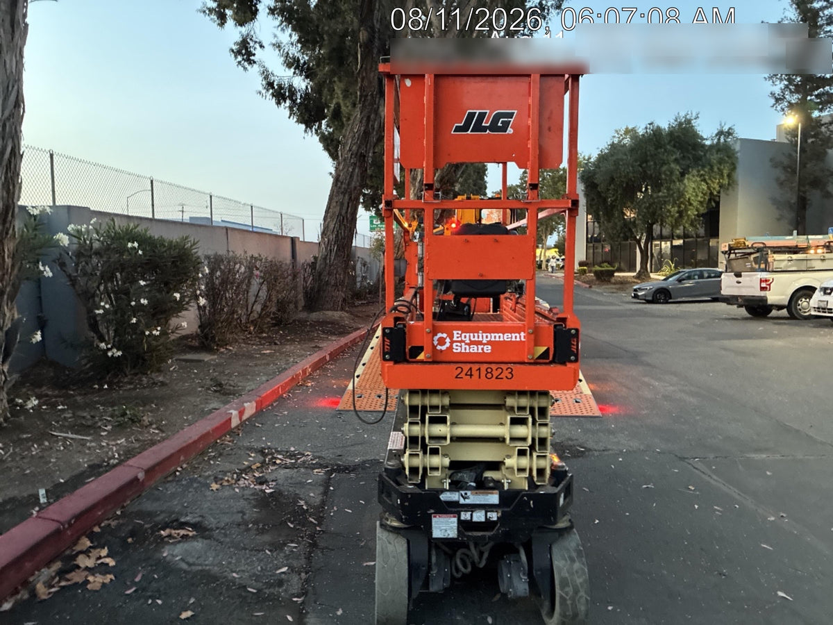 2022 JLG ES2632