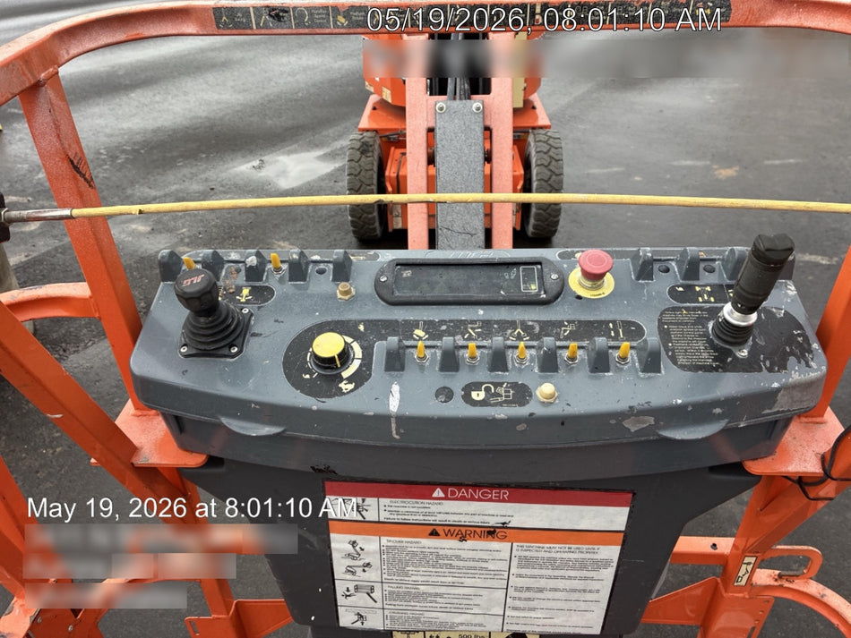 2019 JLG E300AJP