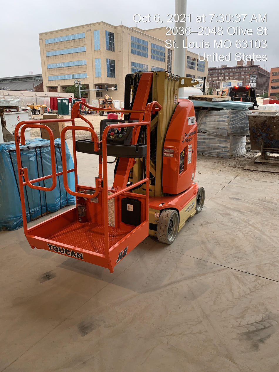 2021 JLG 26E