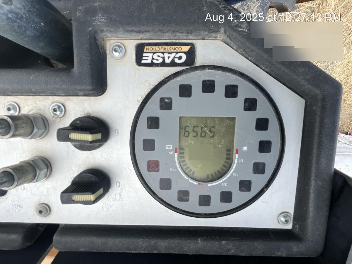 2020 CASE DV26CD