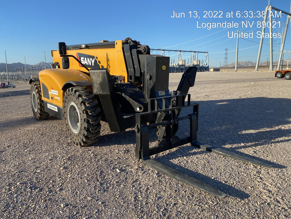 2022 SANY STH1056
