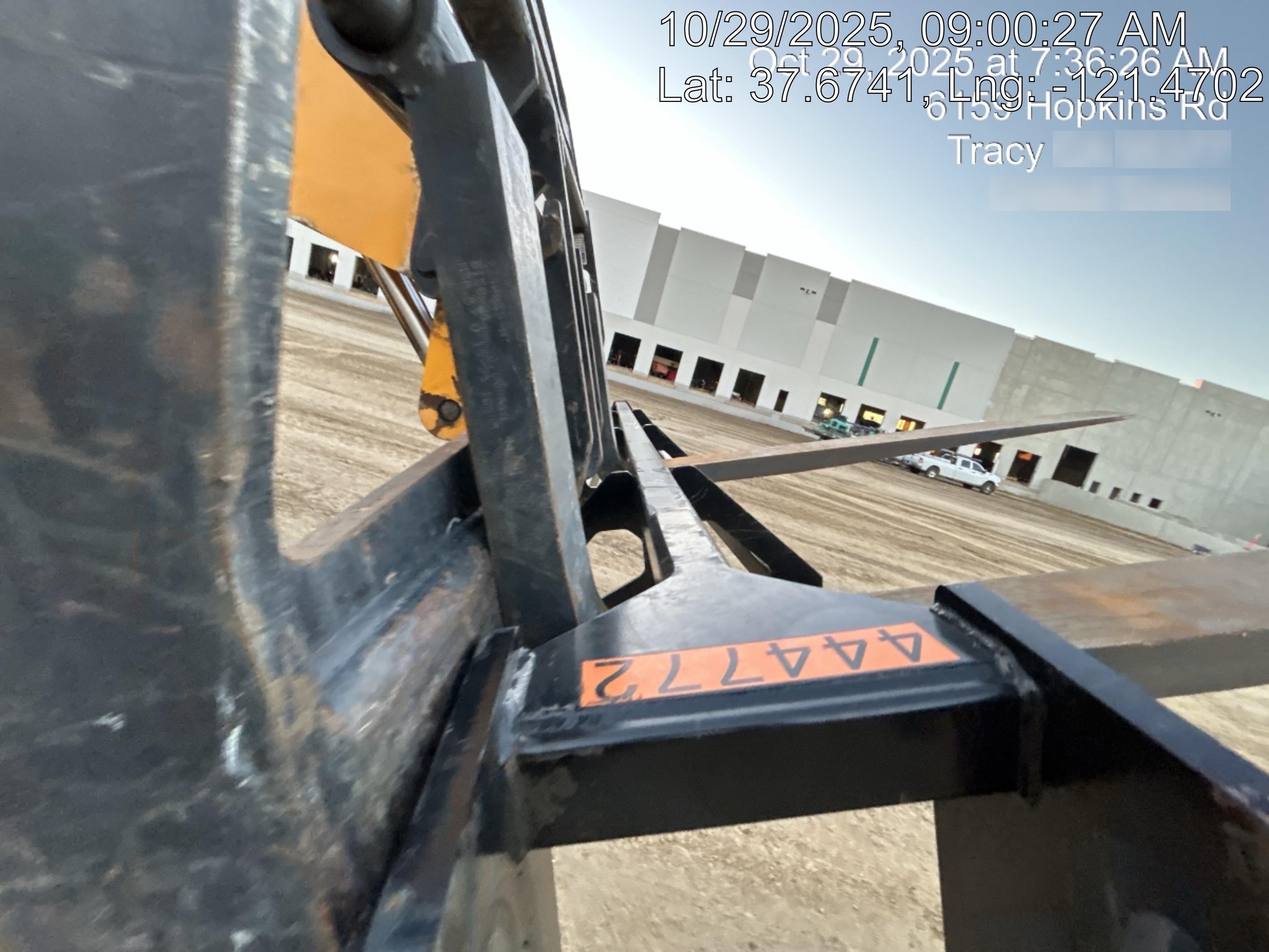2024 JLG 1001275853