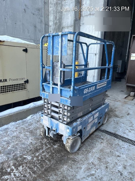 2019 Genie GS-1930 Fixed rails with chain Entry