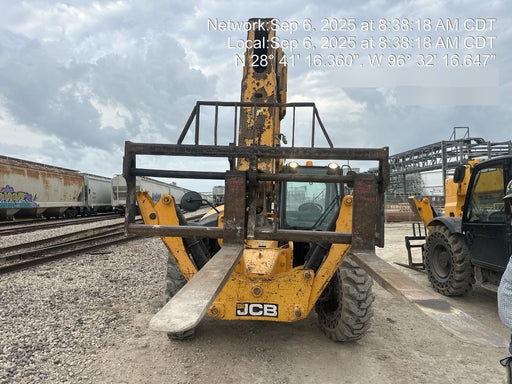 2019 JCB 510-56 74 HP w/CAB/HVAC, Beacon, Worklights, Aux Hydraulics, Solid Tires w/72" Carriage/60" Forks