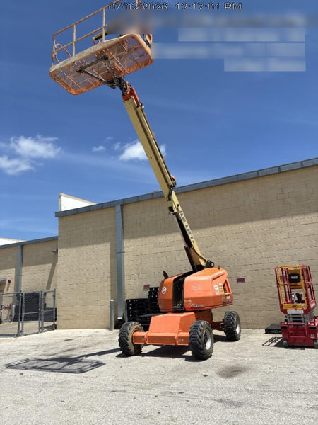 2019 JLG 400S