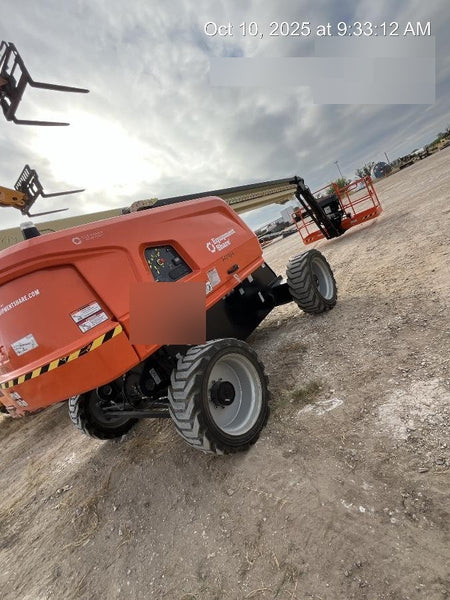 2025 JLG 660SJ