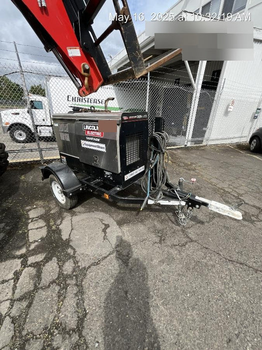2019 Lincoln Electric Vantage 322 Welder Ready-Pak 3, Two wheel trailer, Fender and Light kit, Cable Rack