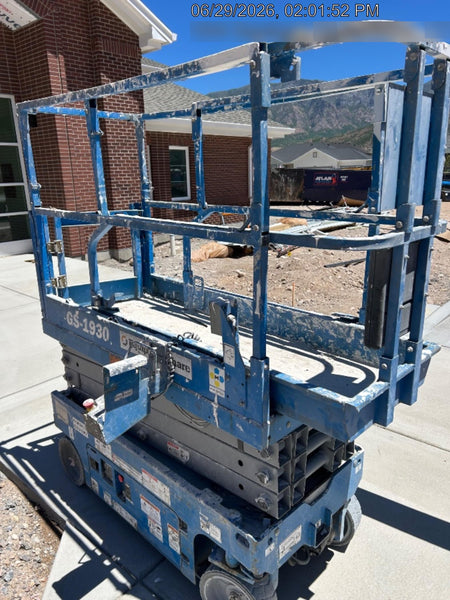 2020 Genie GS-1930 Solid Non Marking Tires, Beacon, Folding rails with half height swing gate