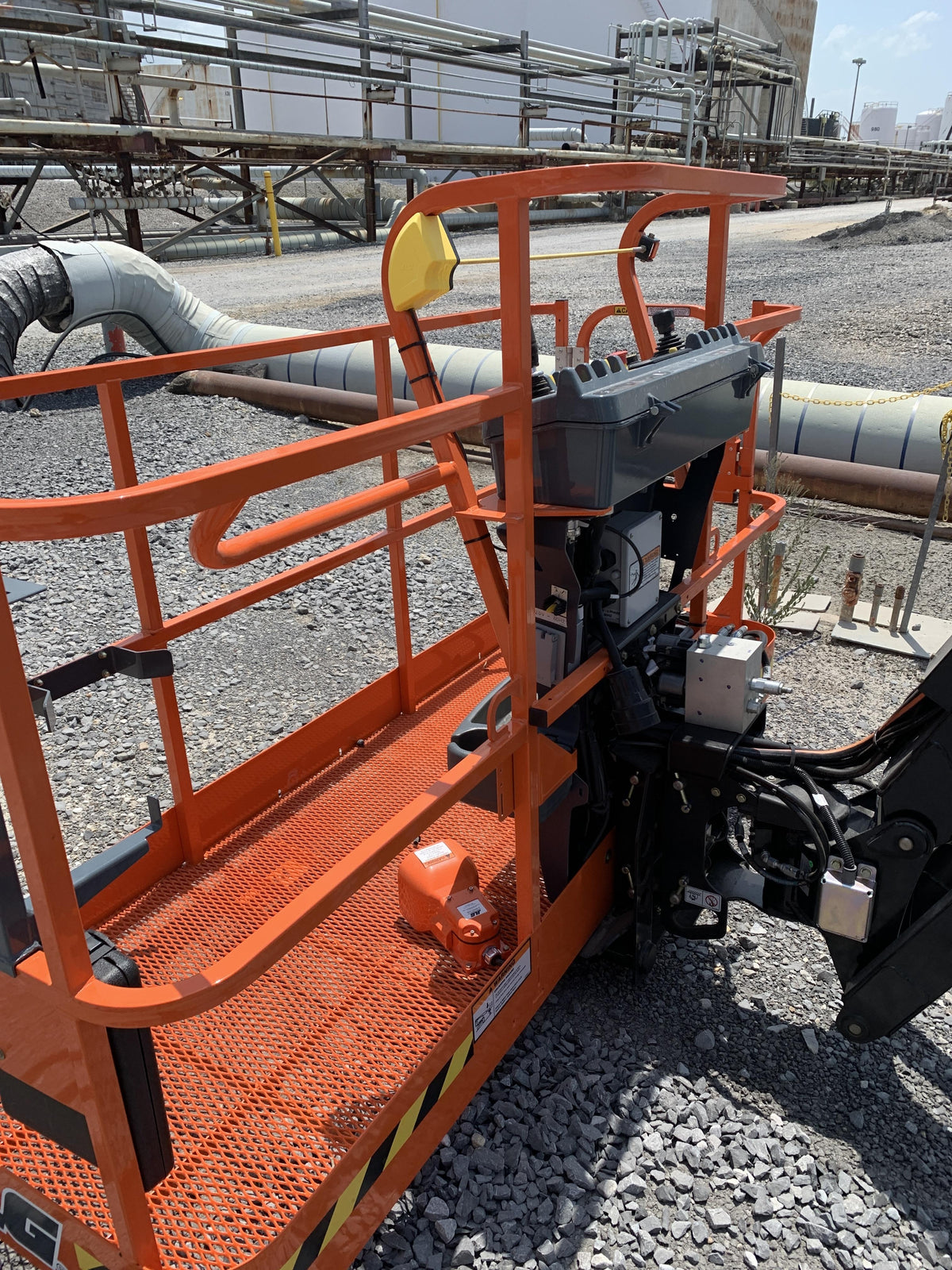 2023 JLG 860SJ