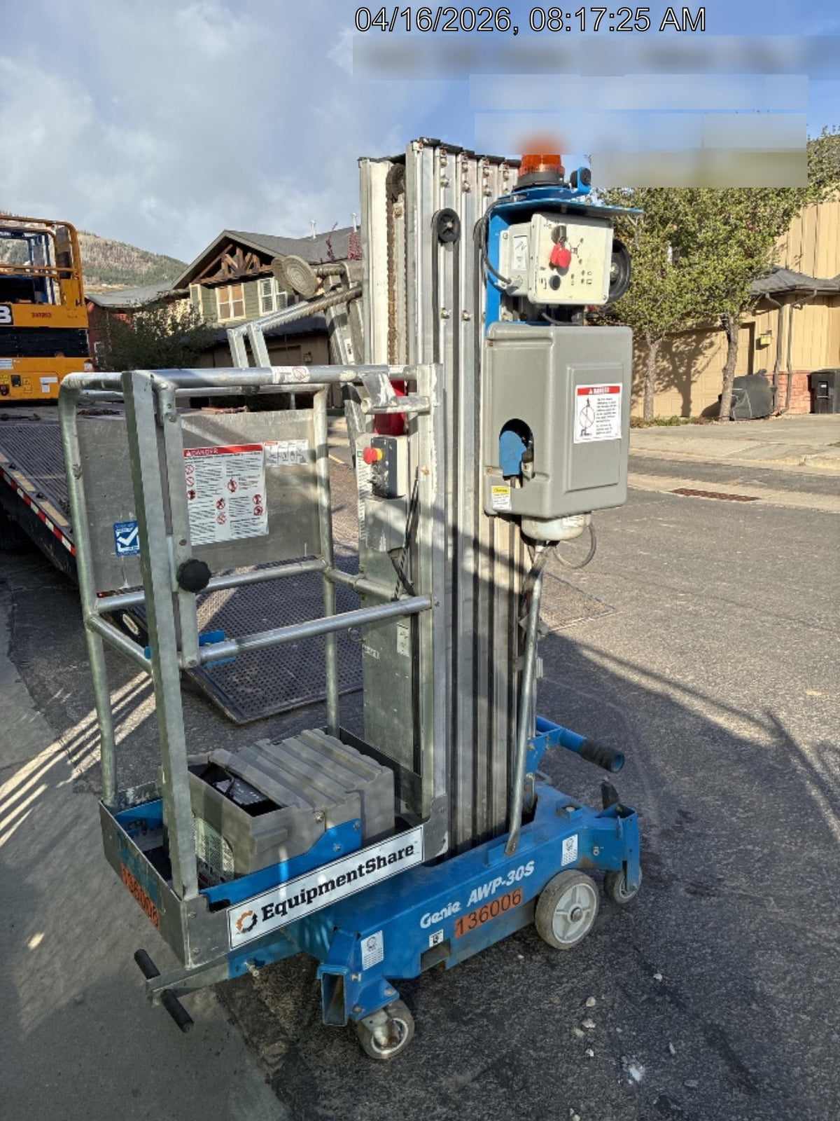 2021 GENIE AWP-30S DC