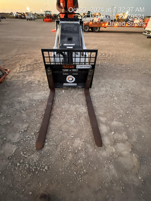 2023 BOBCAT 36" Mini Skid Steer Fork Carriage - Bobcat