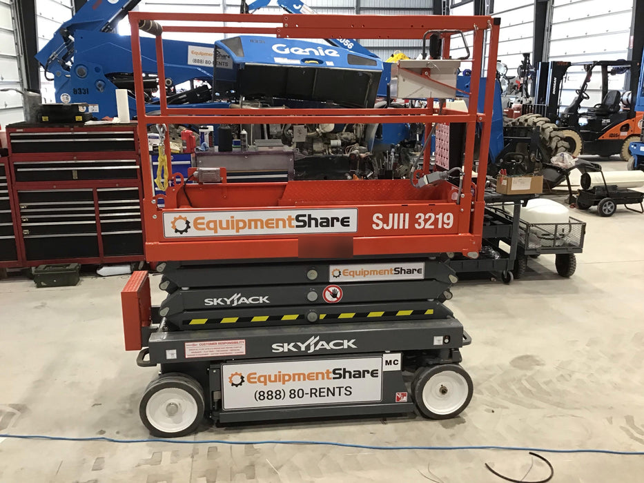 2018 SKYJACK SJIII-3219