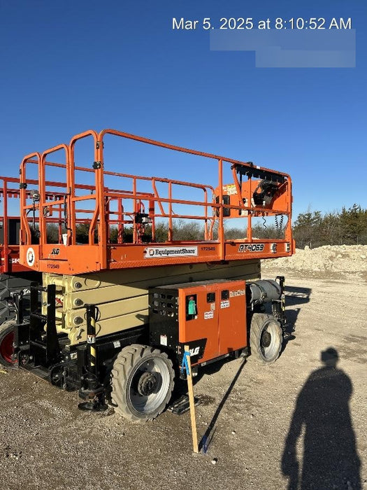 2021 JLG RT4069