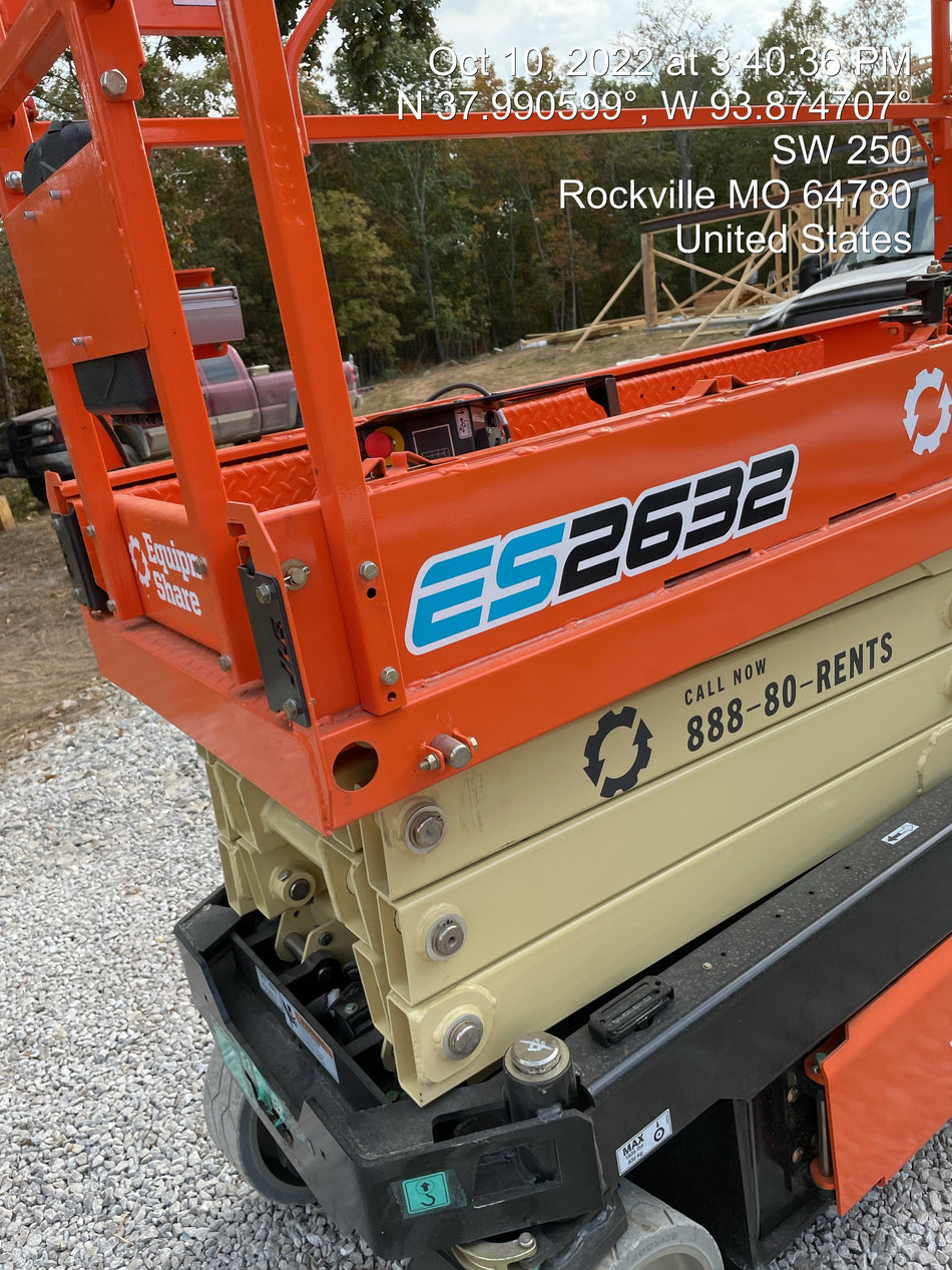 2022 JLG ES2632