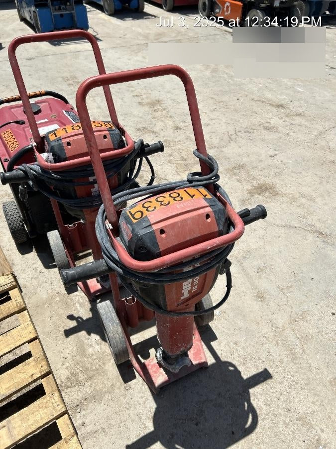 2020 HILTI TE 3000-AVR