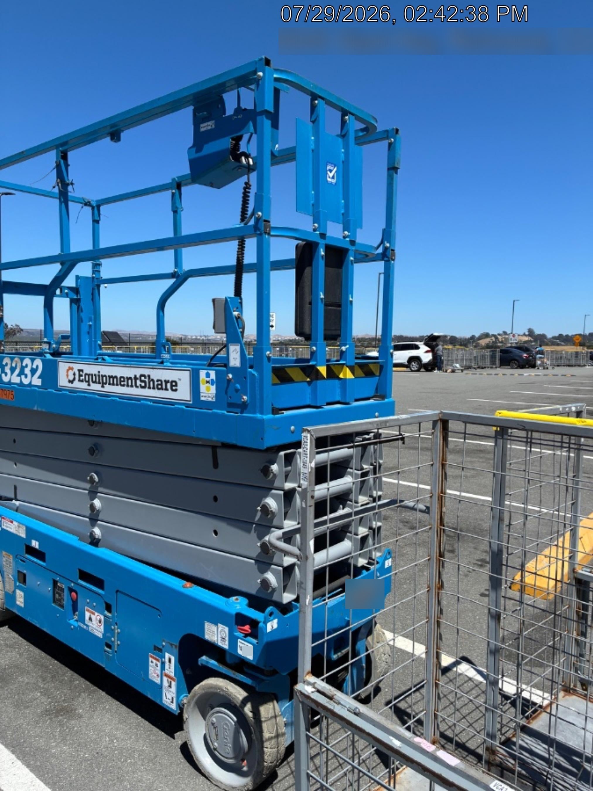 2022 GENIE GS-3232