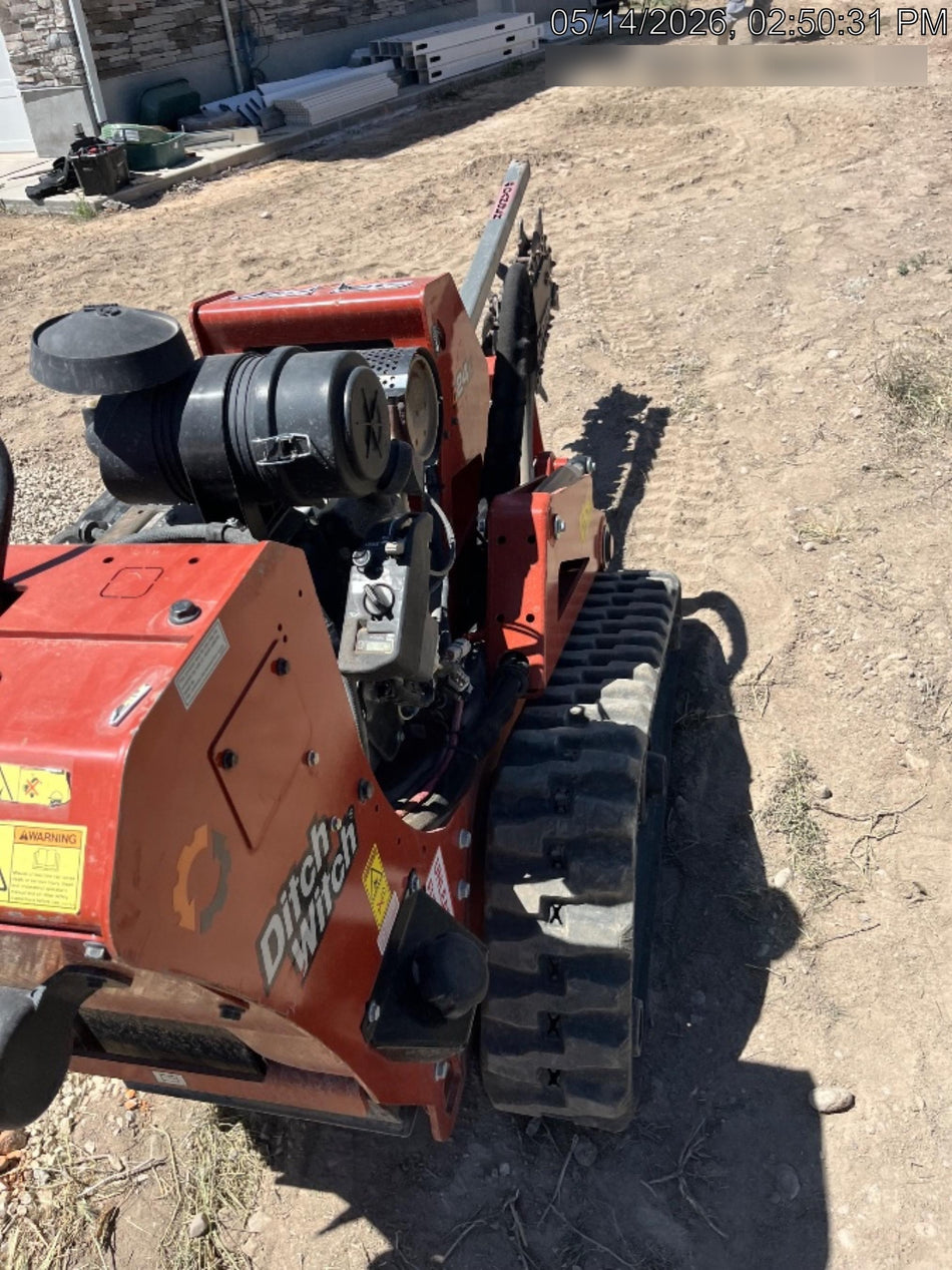 2020 DITCH WITCH C24XA