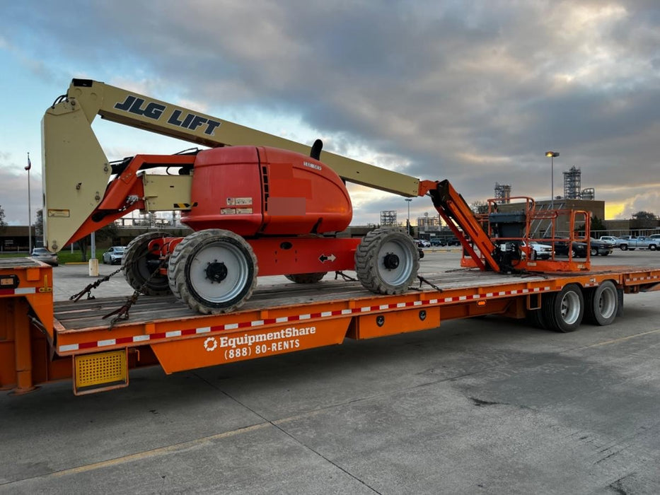 2019 JLG 600AJ