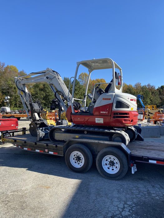 2021 TAKEUCHI TB250-2