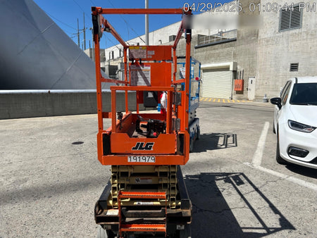 2021 JLG ES1932