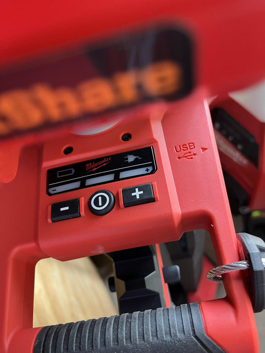 2022 MILWAUKEE 2136-20